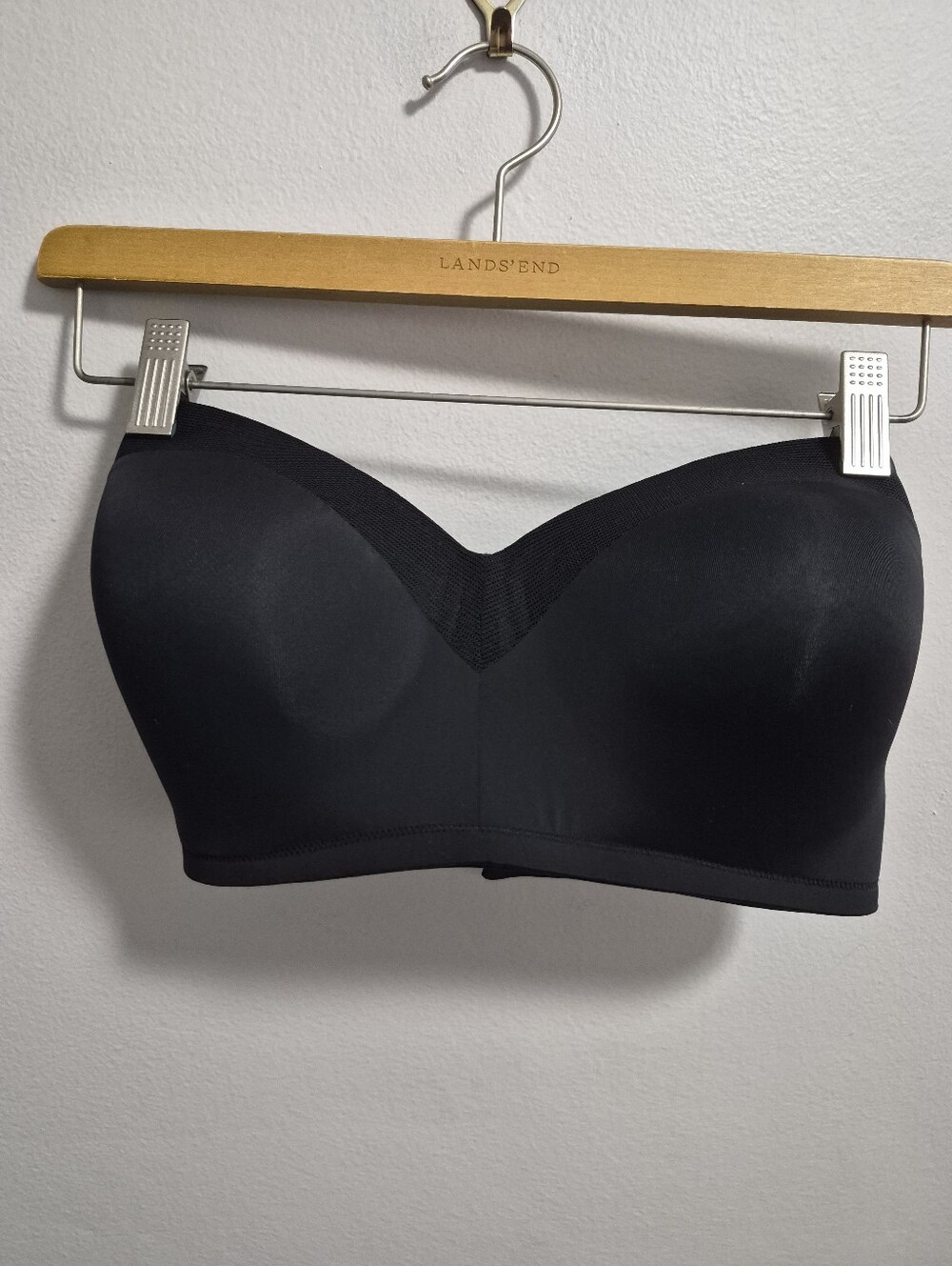 Lively NWOT Black Structured Strapless Pushup Bra Size 34DDD